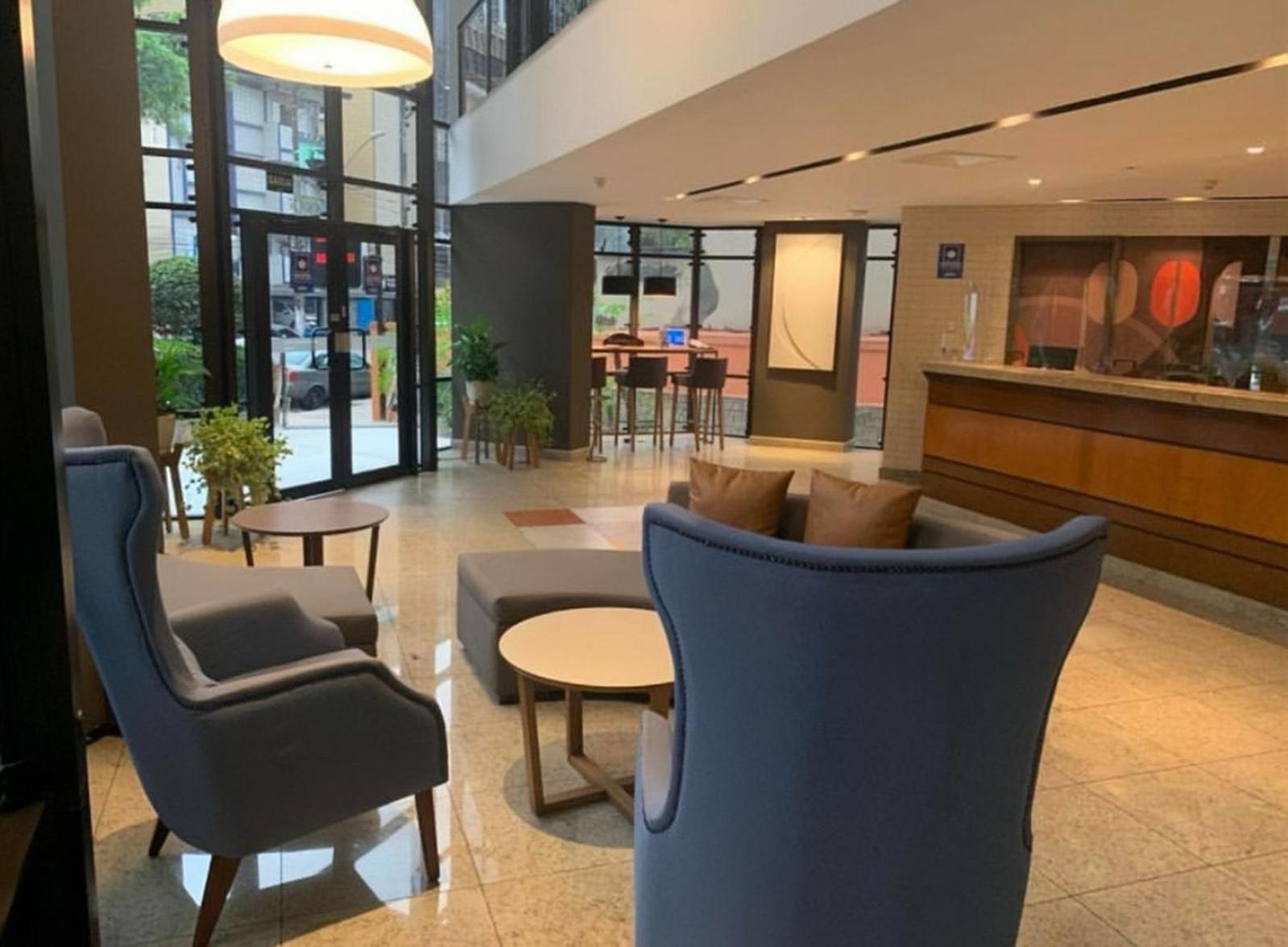 Flat No Hotel Cosmopolitan Com Estacionamento Gratis E Piscina Сантус Екстер'єр фото