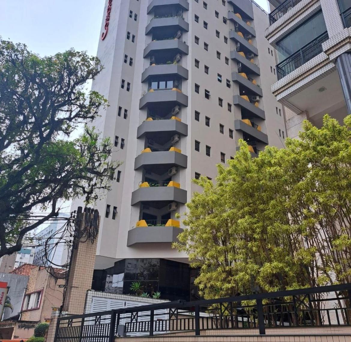 Flat No Hotel Cosmopolitan Com Estacionamento Gratis E Piscina Сантус Екстер'єр фото