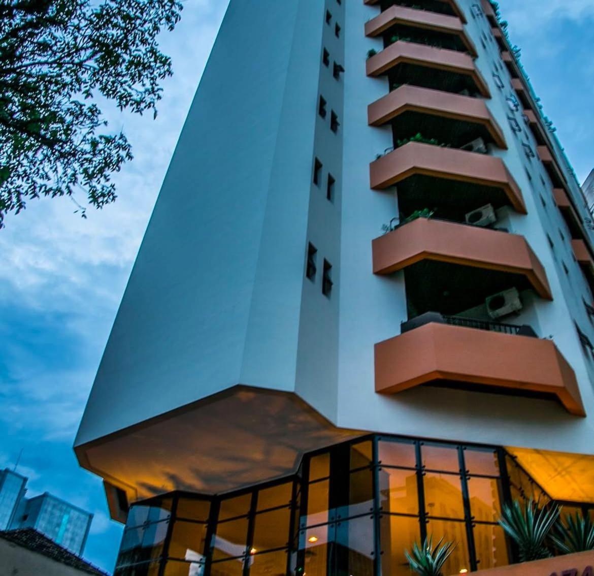 Flat No Hotel Cosmopolitan Com Estacionamento Gratis E Piscina Сантус Екстер'єр фото